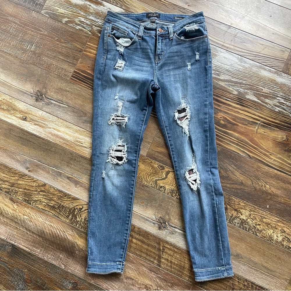 Judy Blue Jeans Womens 9/29 Skinny Fit Distressed Camo Cuff Denim Mid Rise